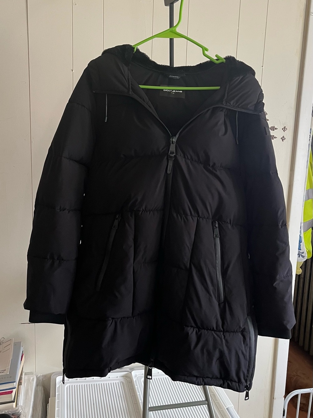 DKNY Black Quilted Hooded Puffer Jacket - Size S (Retails: $300)